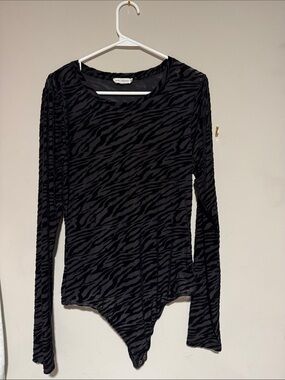 Good American Black Zebra-Print Long Sleeve Bodysuit